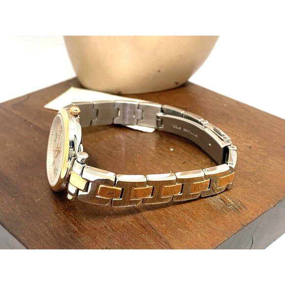 Fossil Women display picture 3